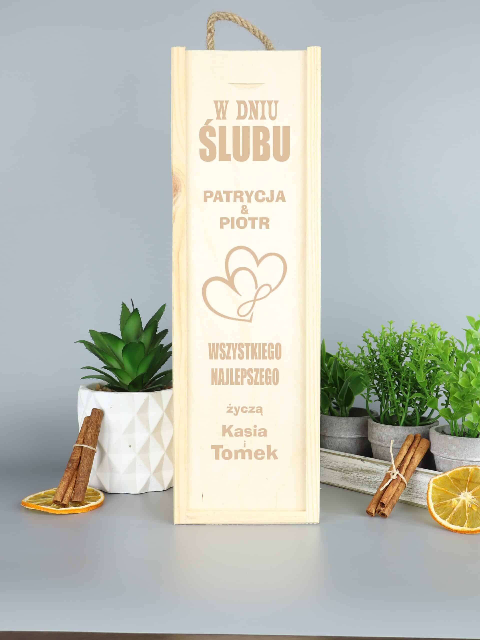 Personalizowane prezenty skrzynki na wino z grawerem
