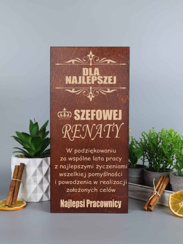 Skrzynka Na Whisky z Grawerem Dla Szefowej