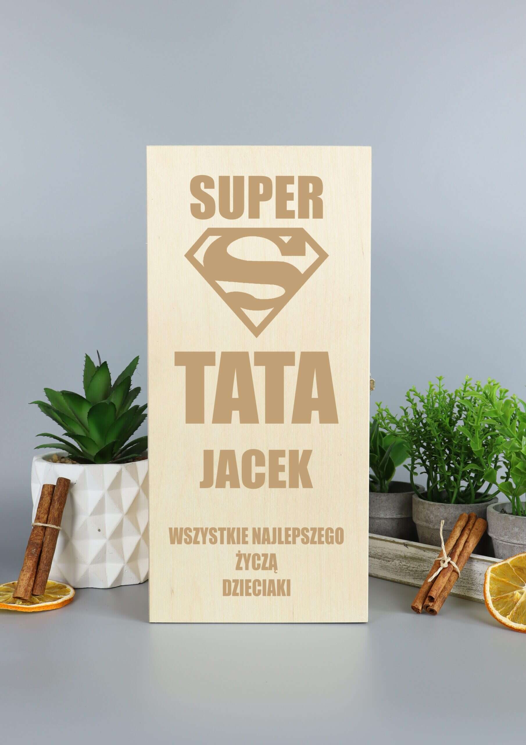 Prezent skrzynka na whisky z grawerem dla taty