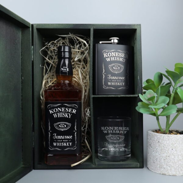 Skrzynka na whisky i szklanki