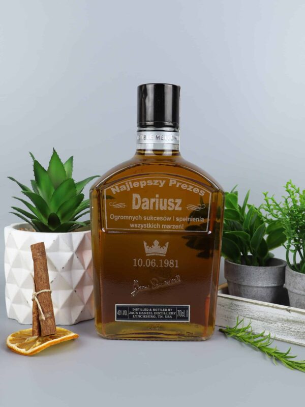Personalizowany alkohol z grawerem dla prezesa