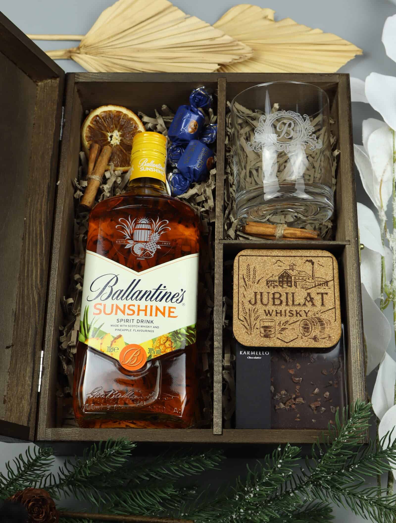 prezent z whisky ballantines