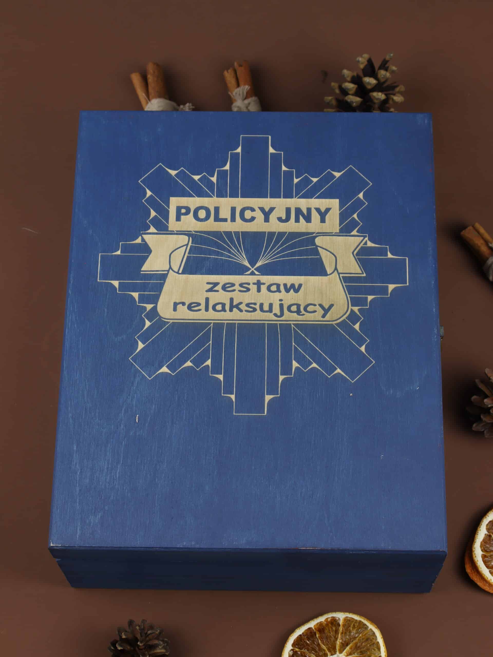 Skrzynka z grawerem dla policjanta