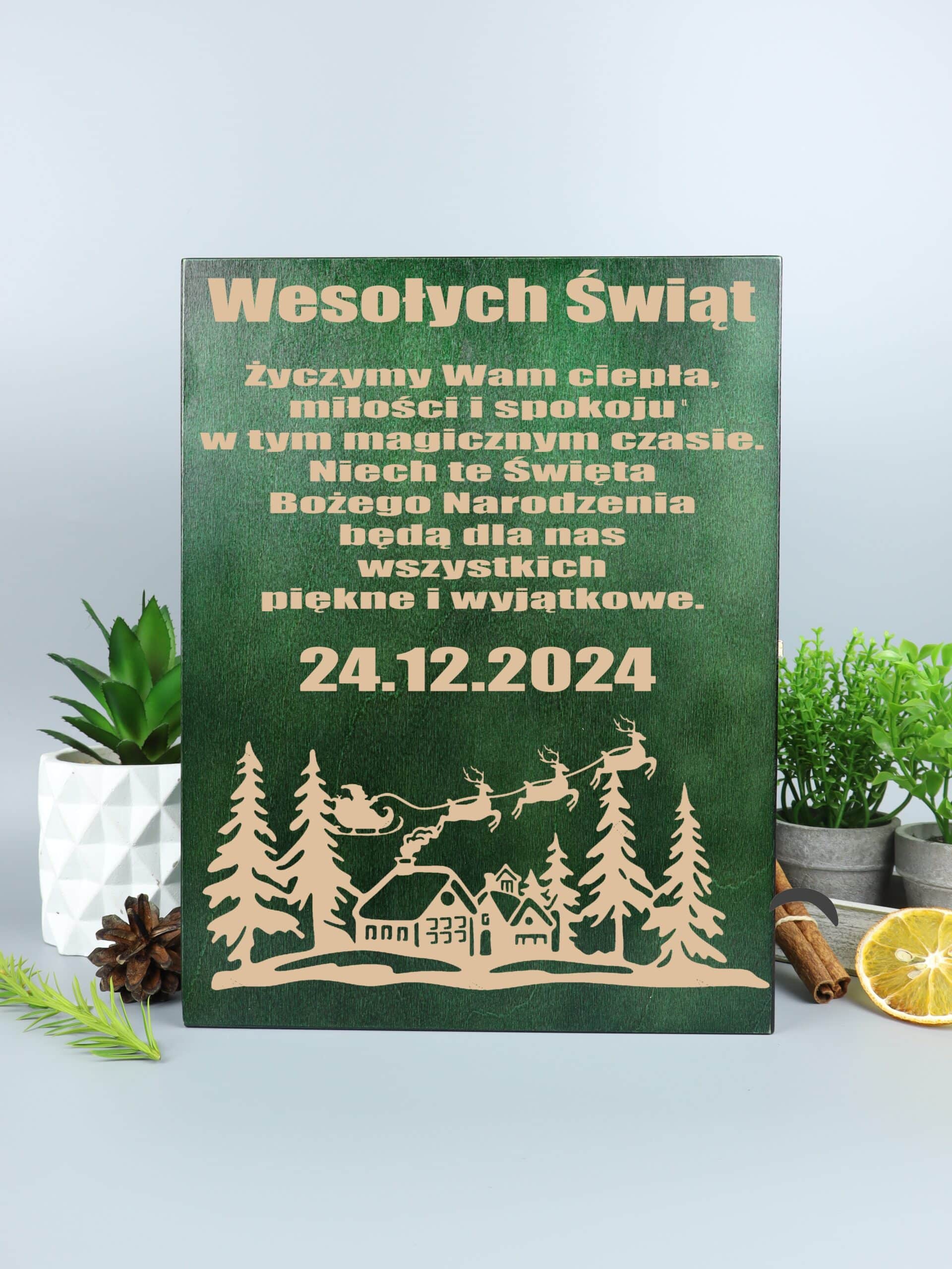 Skrzynka na whisky z grawerem na święta