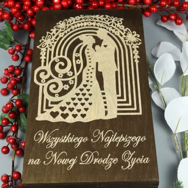 prezent na slub dla nowozencow w drewnianej skrzynce