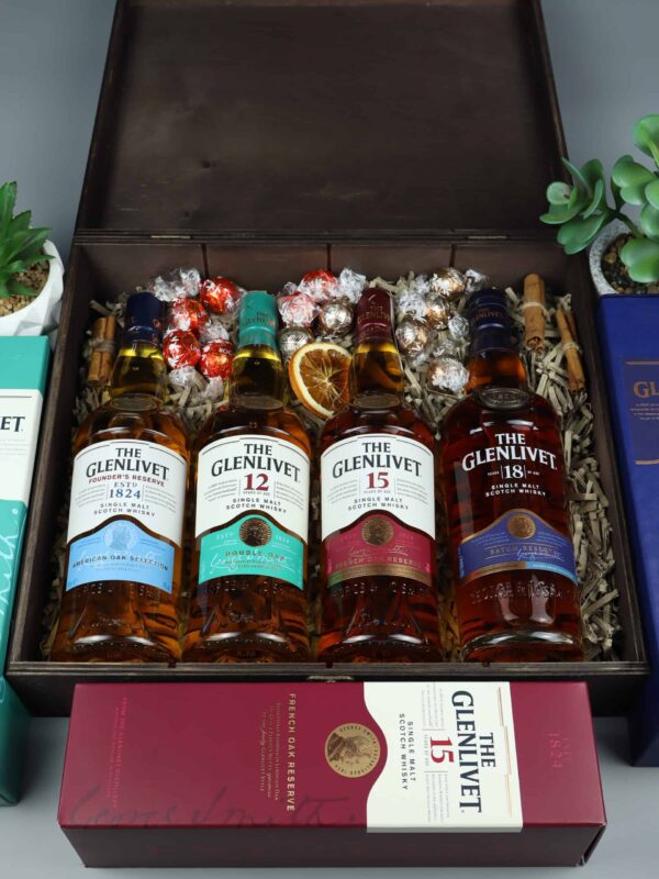 prezent z whisky glenlivet elegancki zestaw