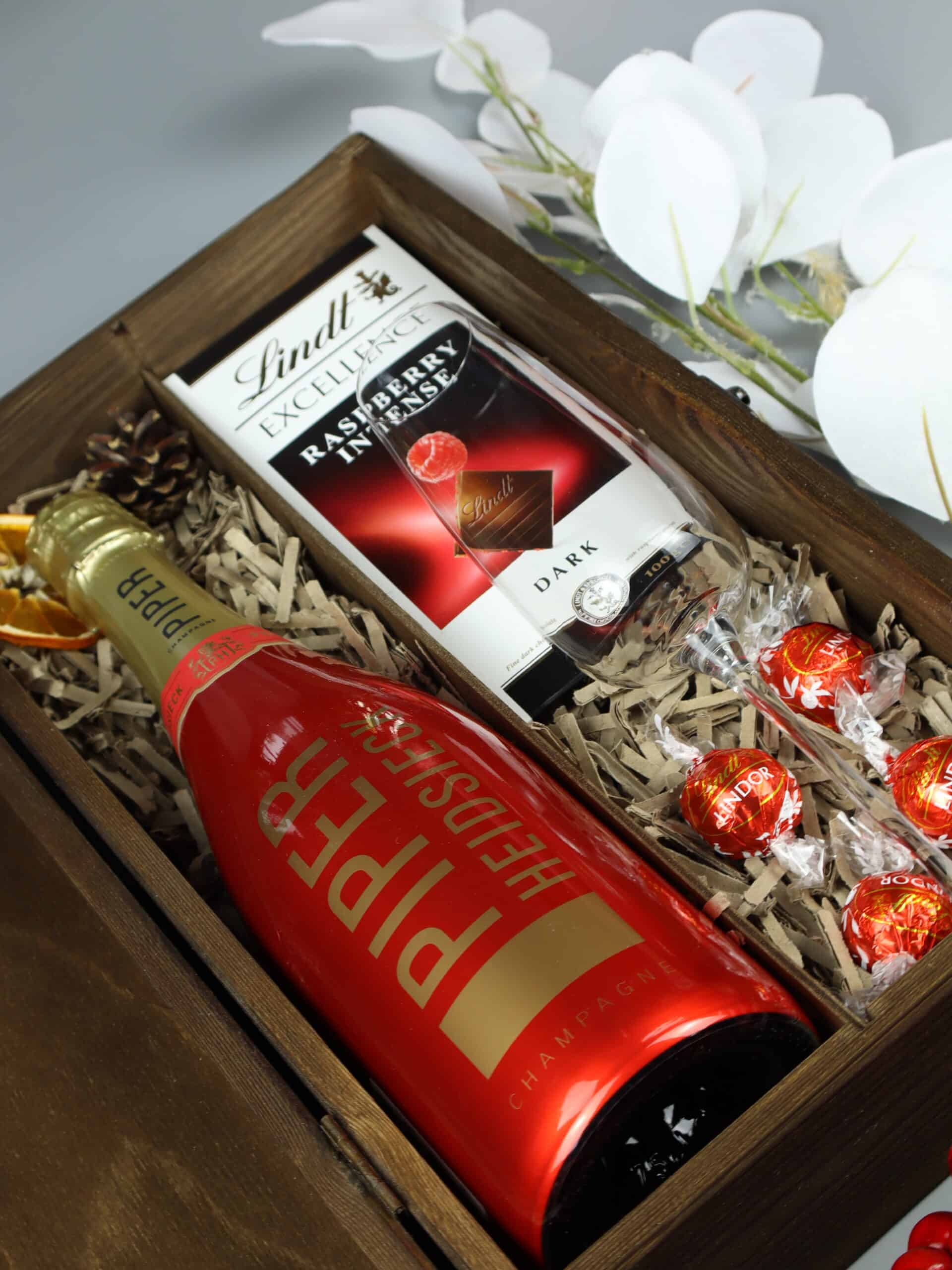 wyjatkowy prezent na slub z personalizacja