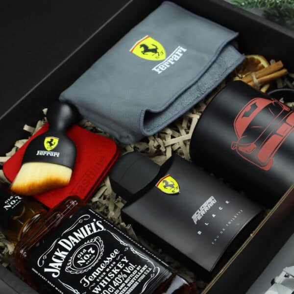 ferrari zestaw z whisky