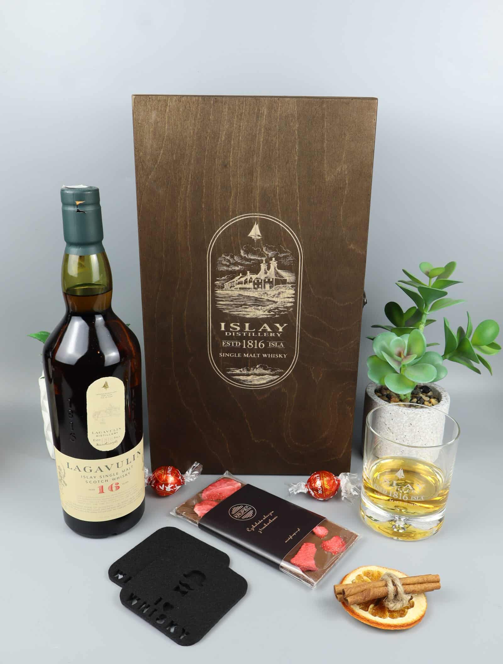 lagavulin 16 whisky zestaw