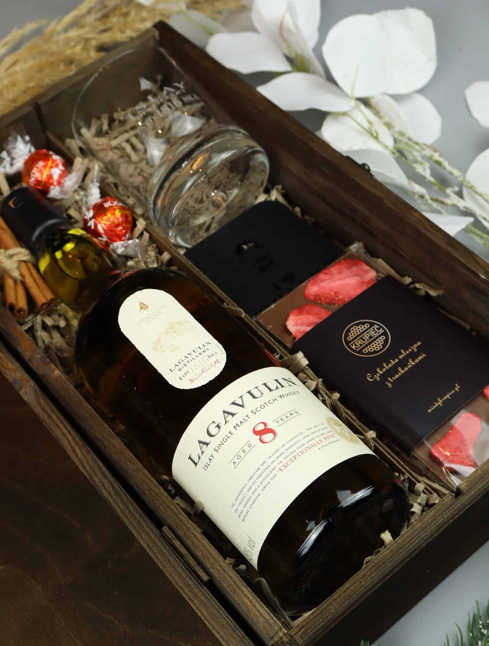 lagavulin 8 whisky zestaw