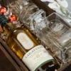 Zestaw prezentowy Lagavulin 8 Islay — skrzynka z grawerem, szklanka i karafka
