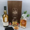 Zestaw Lagavulin z karafką, grawerowaną skrzynką i szklanką do whisky