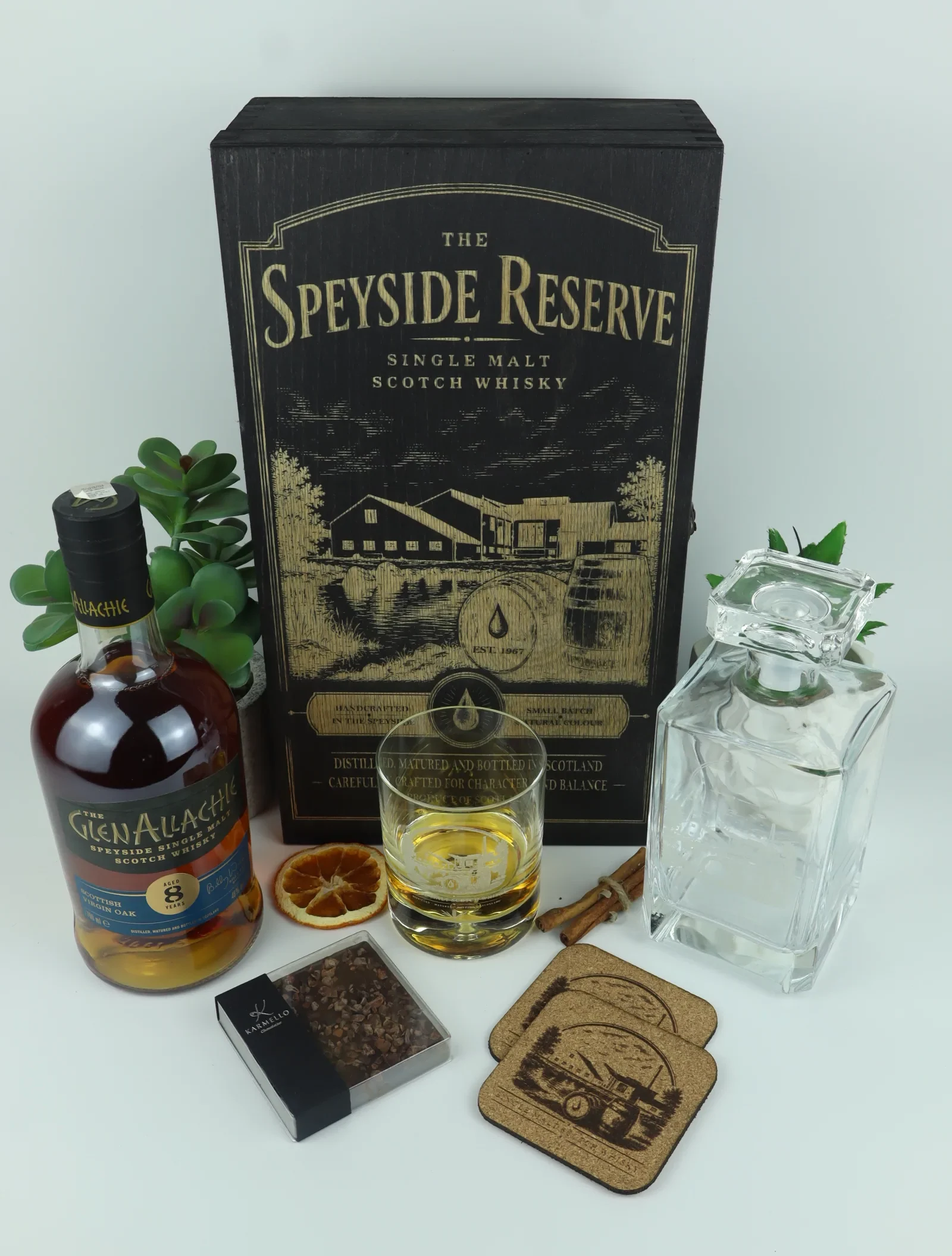 Zestaw prezentowy z whisky Glenallachie ze skrzynką, karafką i szklanką z grawerem